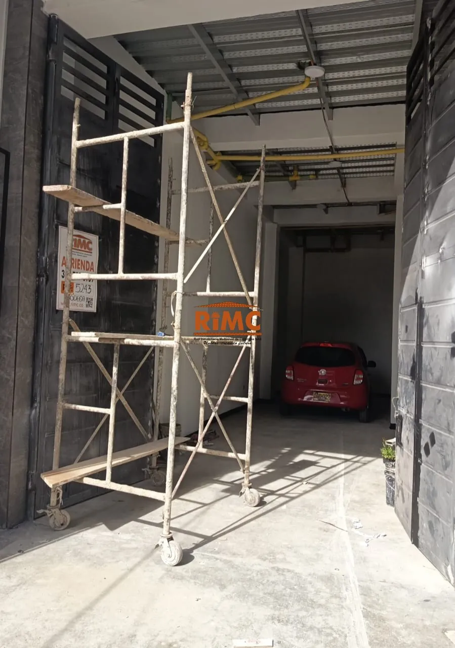 Bodega en Arriendo en Sector Plaza de Bolivar, Pereira, 72,0 m² — CREBI