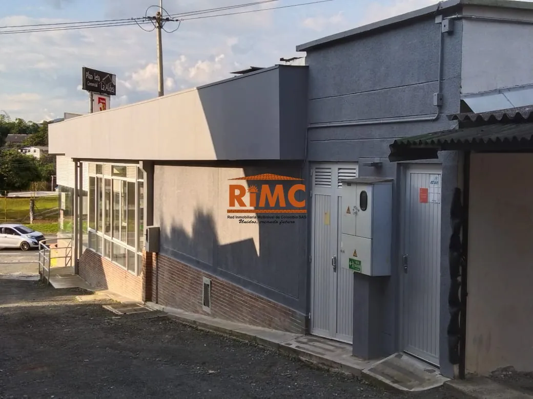 Local en Arriendo en Tribunas Corcega, Pereira, 220,0 m² (foto 2) — CREBI