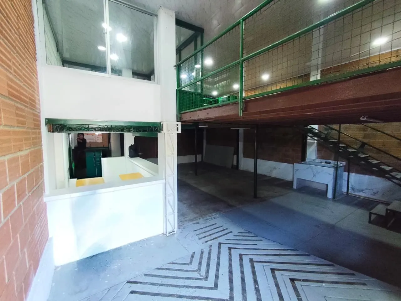 Bodega en Arriendo en Comuna Olímpica, Pereira, 166,0 m² — CREBI