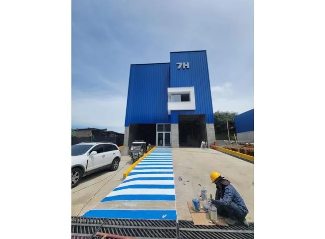 Bodega en Venta en Cerritos, Esperanza Galicia, 681,0 m² — CREBI