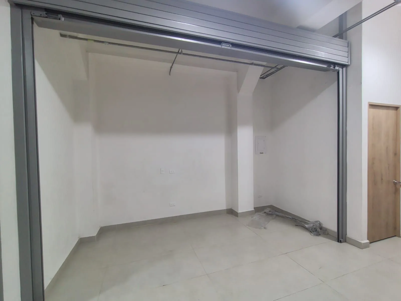 Local en Arriendo en Sector Galeria Central, Pereira, 10,0 m² — CREBI