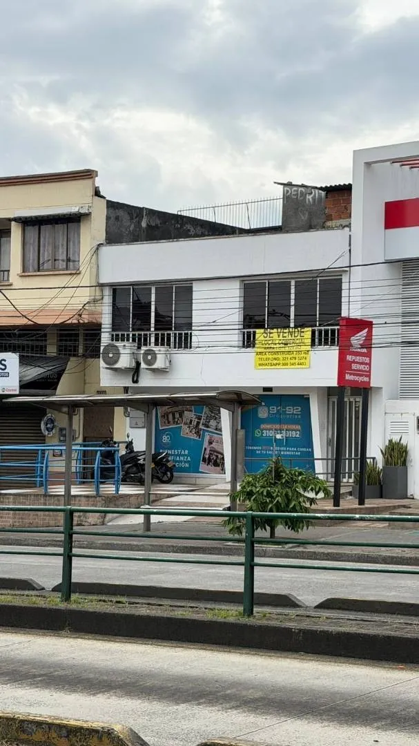 Local en Arriendo en Cuba, Pereira, 260,0 m² — CREBI
