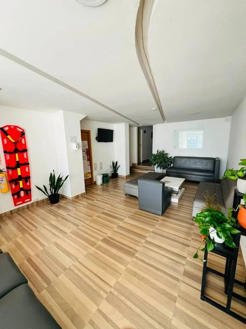 Oficina en Arriendo en San Jose Sur, Pereira, 32,0 m² — CREBI