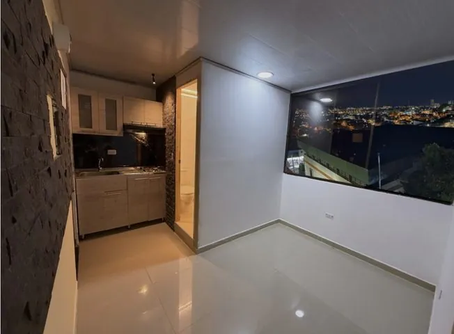 Local en Venta en Sector Lago Uribe, Pereira, 15,0 m² — CREBI