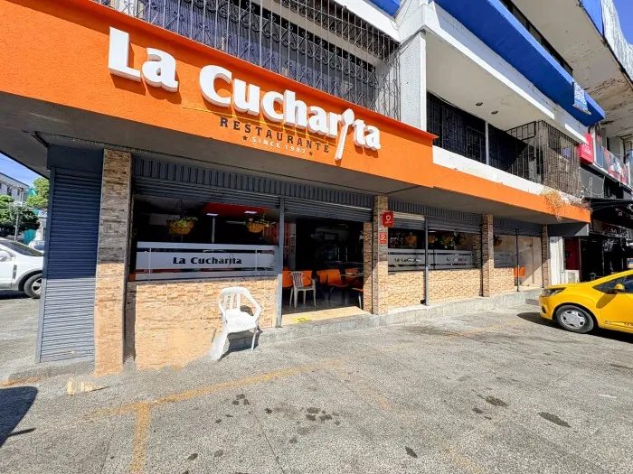 Local en Arriendo en El Cedro, Cali, 95,0 m² — CREBI