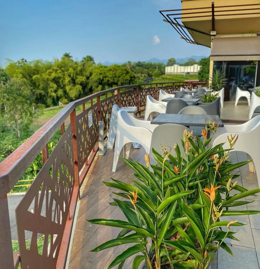 Local en Arriendo en Cerritos, 143,0 m² — CREBI