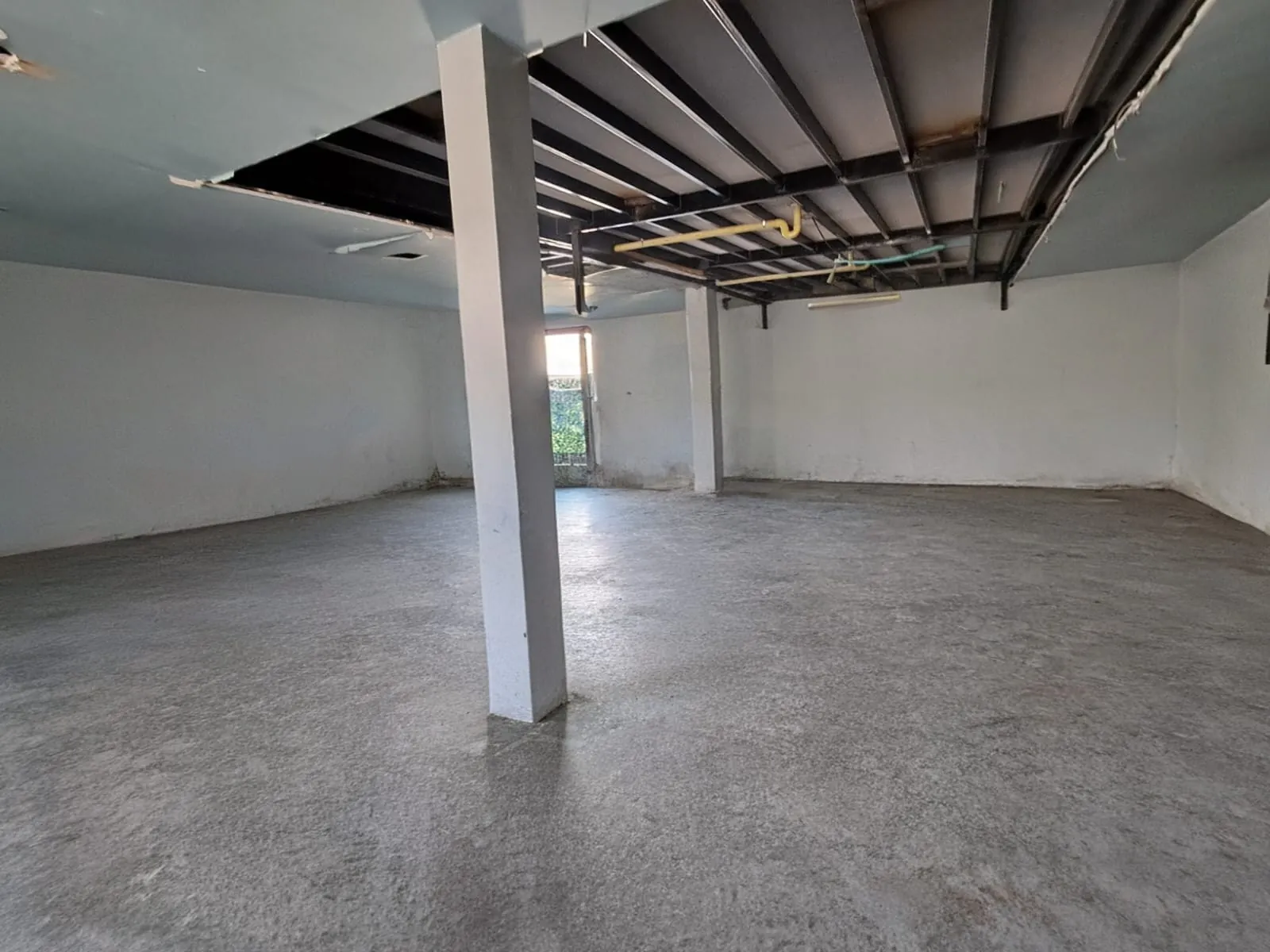 Bodega en Arriendo en Sector Industrial, Dosquebradas, 110,0 m² — CREBI