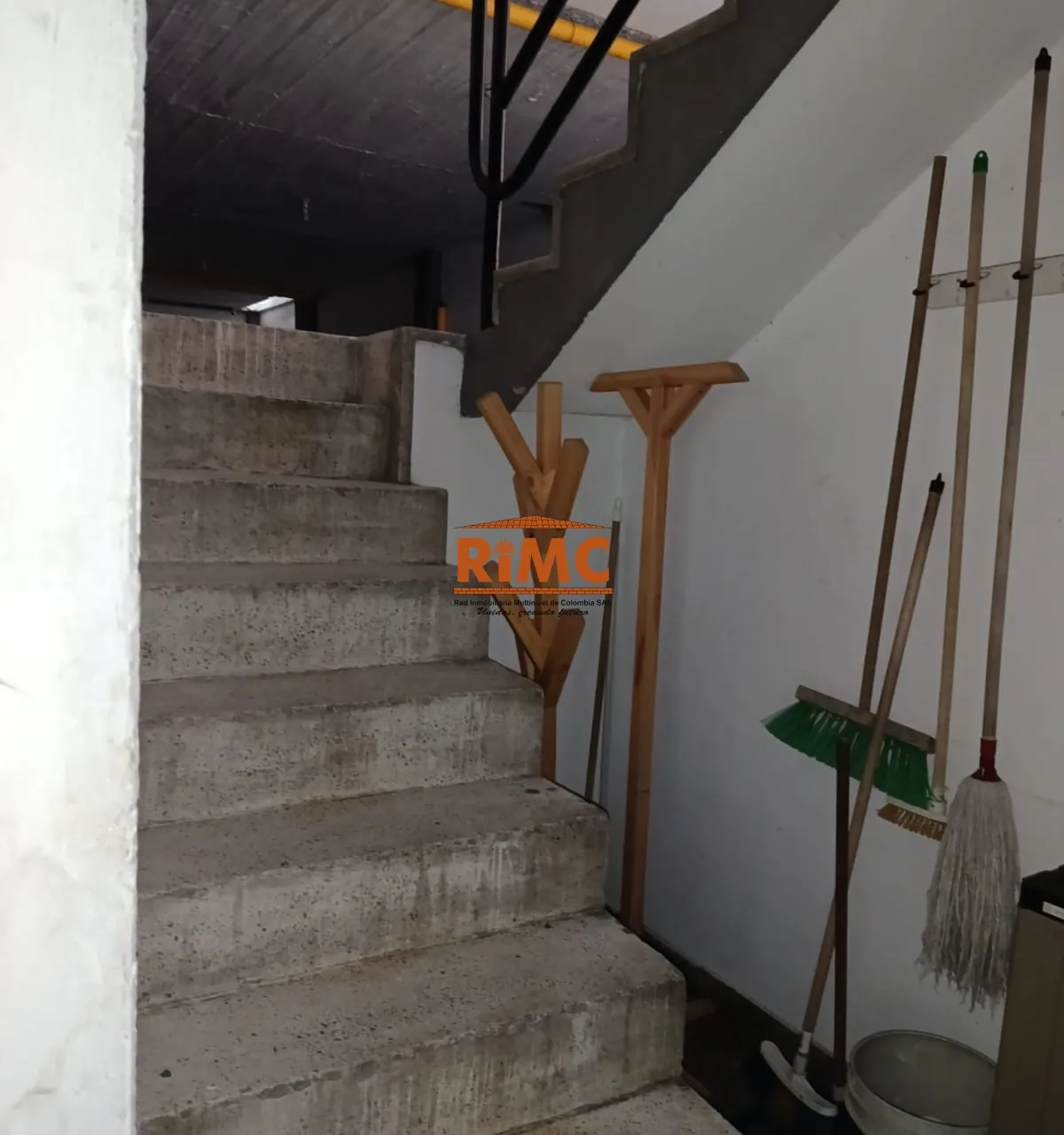 Bodega en Arriendo en Sector Plaza de Bolivar, Pereira, 80,0 m² — CREBI