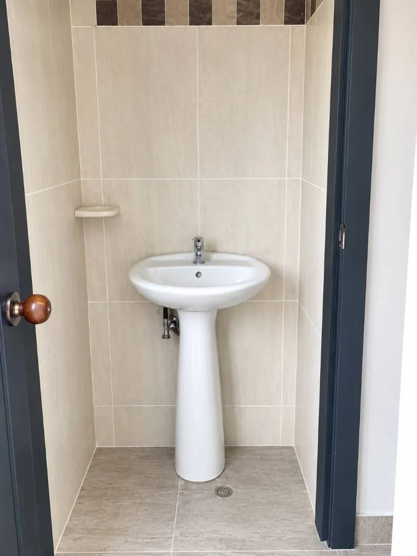 Local en Arriendo en Ciudad Jardin, Pereira, 38,0 m² — CREBI