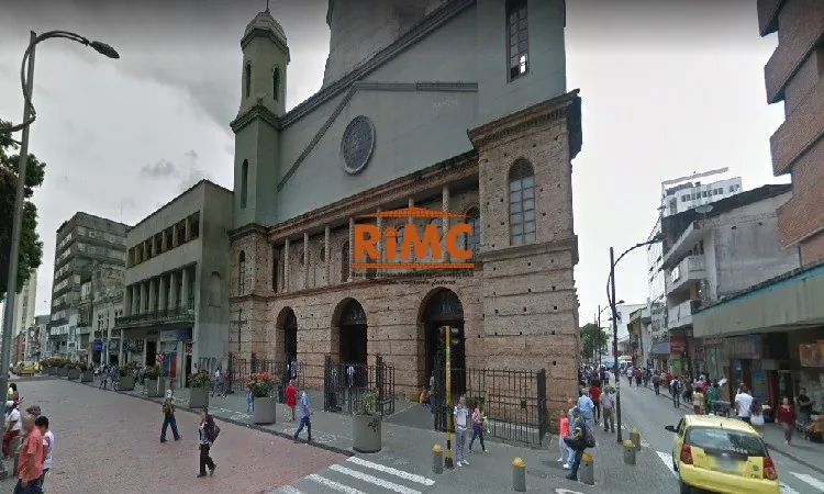 Local en Venta en Sector Plaza de Bolivar, Pereira, 675,0 m² — CREBI