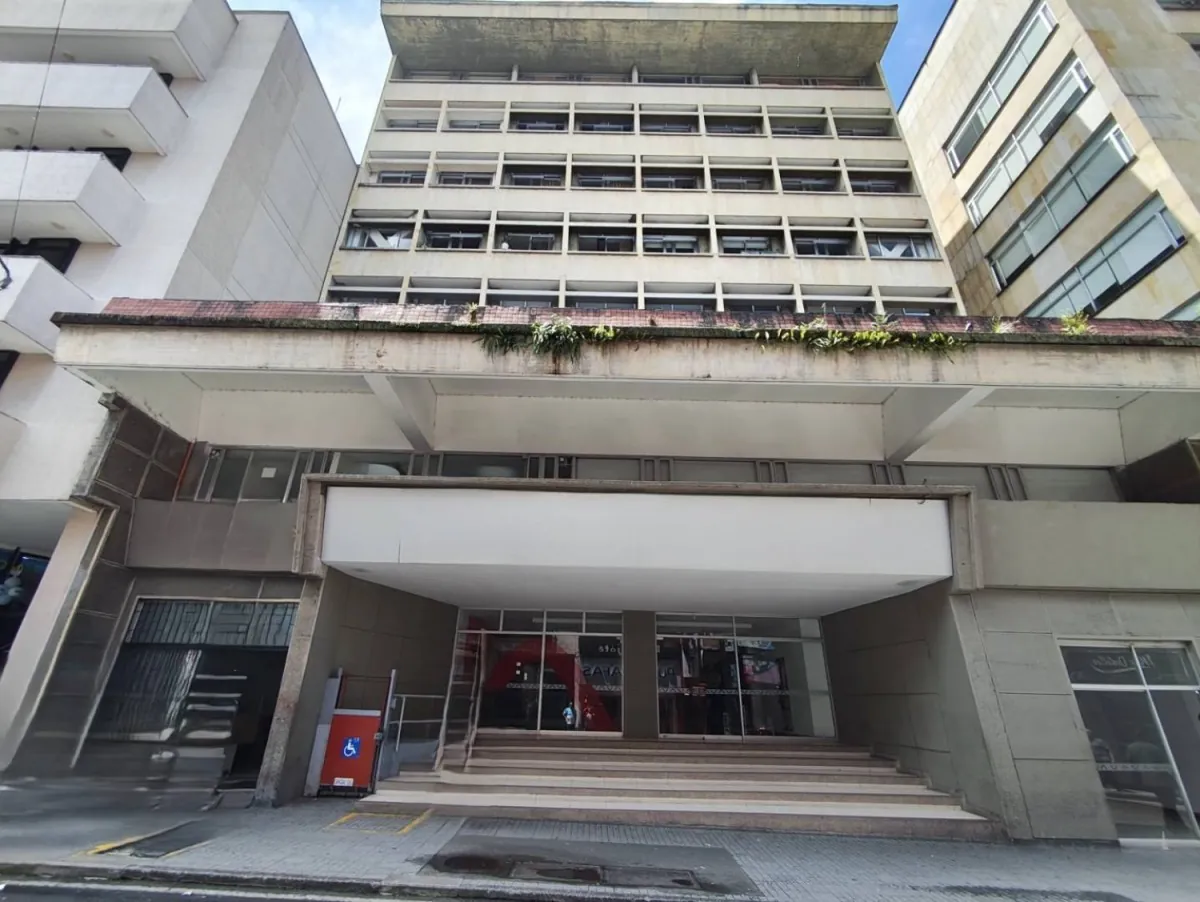 Oficina en Arriendo en Sector Galeria Central, Pereira, 24,0 m² — CREBI