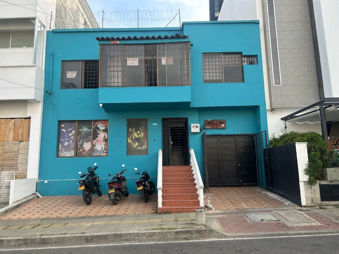 Multifamily en Venta en Granada, Cali, 250,0 m² (foto 2) — CREBI