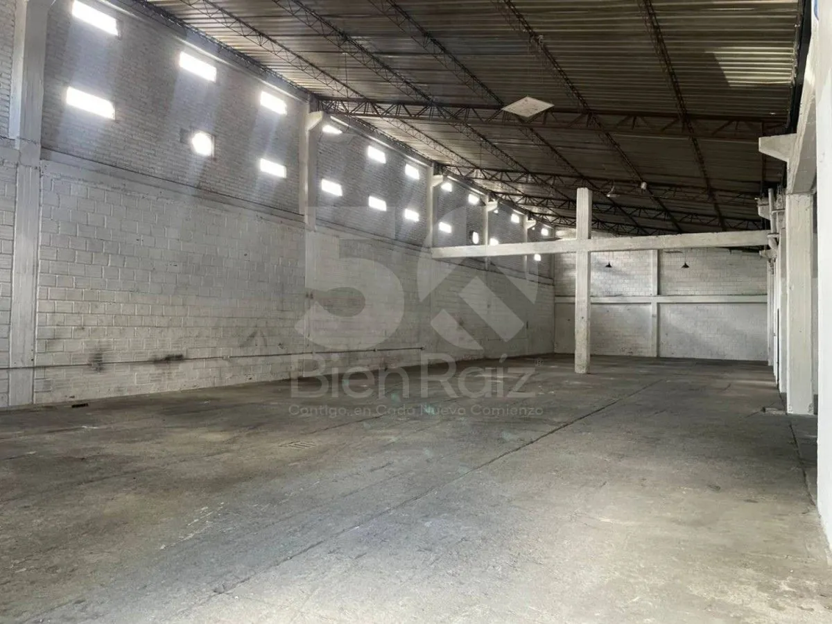 Bodega en Arriendo en Comuna del Café, Pereira, 730,0 m² (foto 2) — CREBI