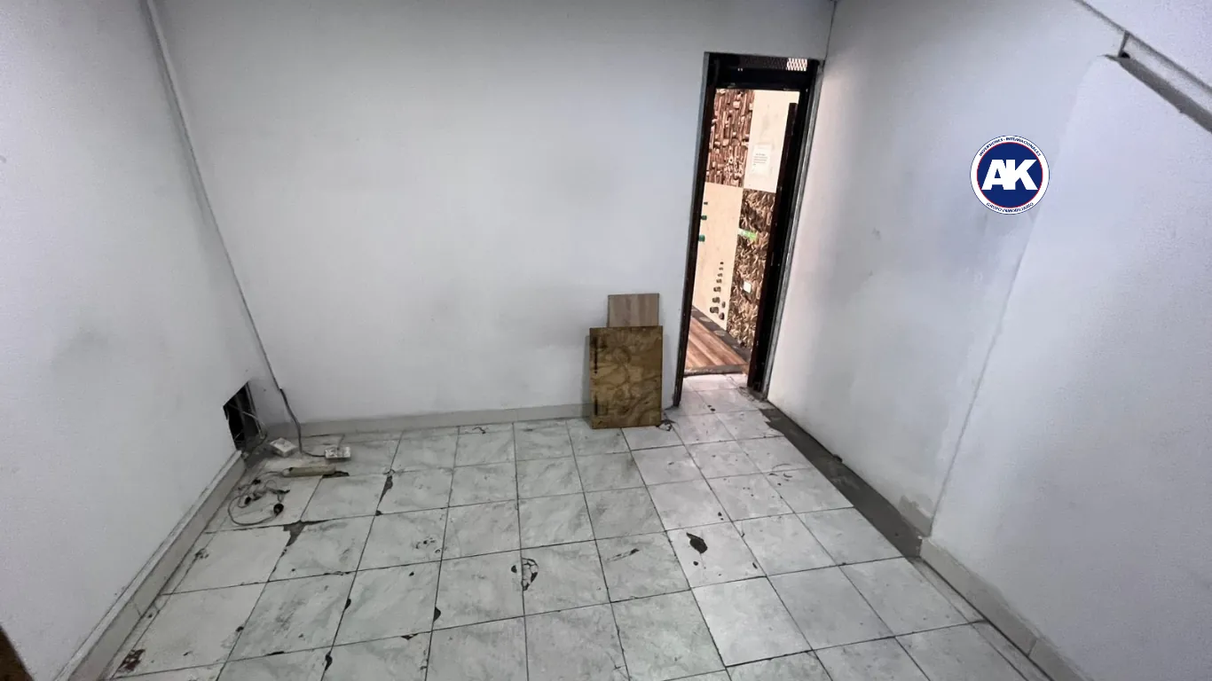 Local en Arriendo en San Nicolás, Cali, 90,0 m² (foto 2) — CREBI