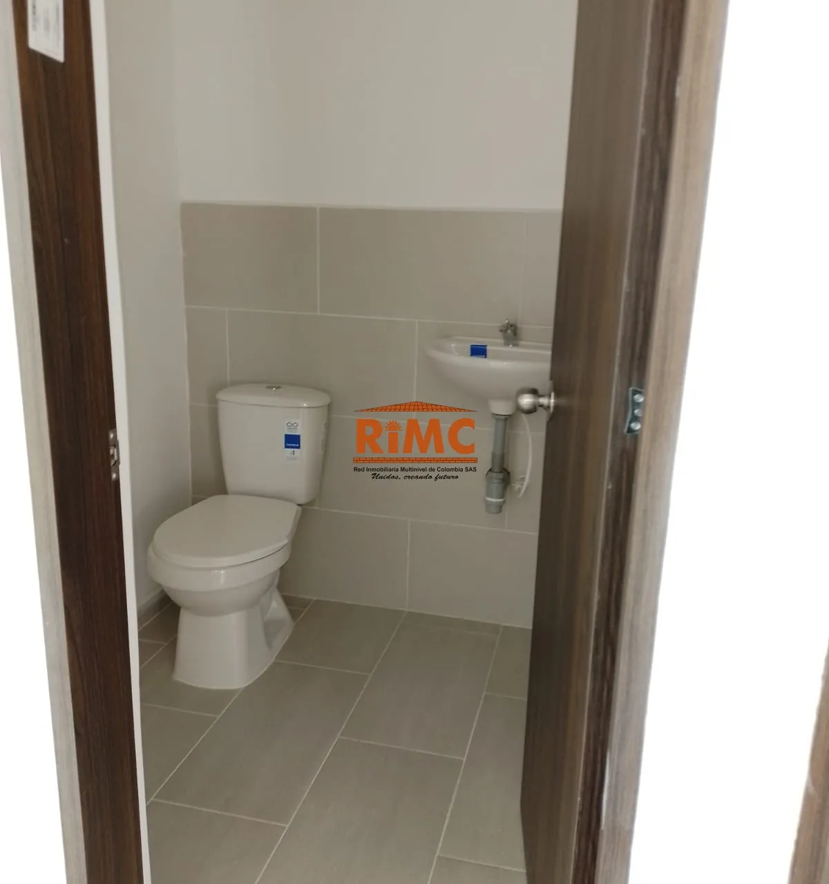 Local en Arriendo en Los Alamos, Pereira, 3252,0 m² (foto 8) — CREBI