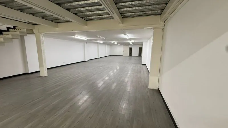 Local en Arriendo en Sector Lago Uribe, Pereira, 335,0 m² (foto 2) — CREBI
