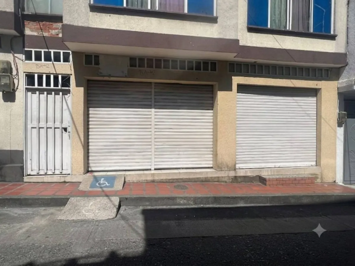 Local en Arriendo en Los Naranjos, Dosquebradas, 119,0 m² — CREBI