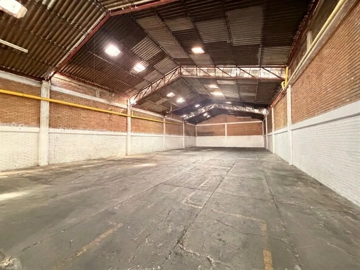 Bodega en Arriendo en Integrando, Dosquebradas, 780,0 m² (foto 2) — CREBI