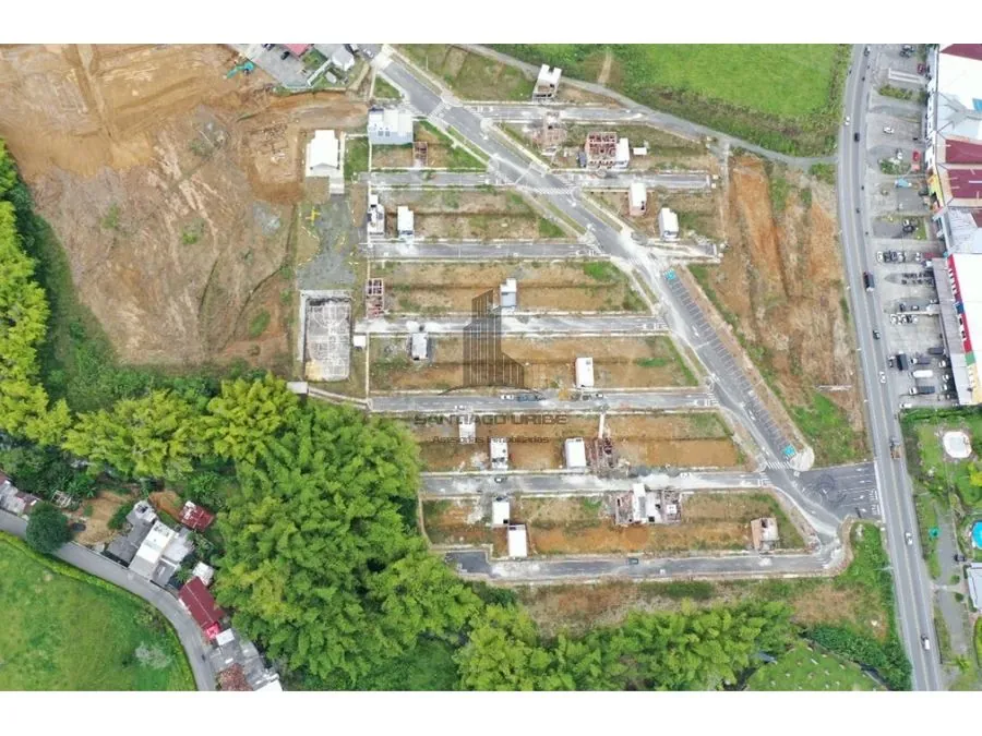 Lote en Venta en Avenida del Pollo, Dosquebradas, 55,0 m² (foto 2) — CREBI