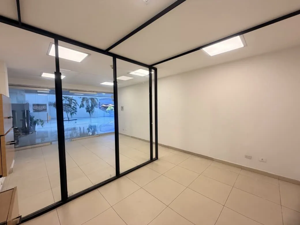 Local en Arriendo en Sector Galeria Central, Pereira, 26,0 m² (foto 2) — CREBI