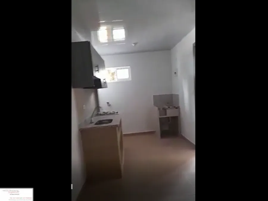 Edificio en Venta en Primero de Febrero, Pereira, 530,0 m² (foto 2) — CREBI