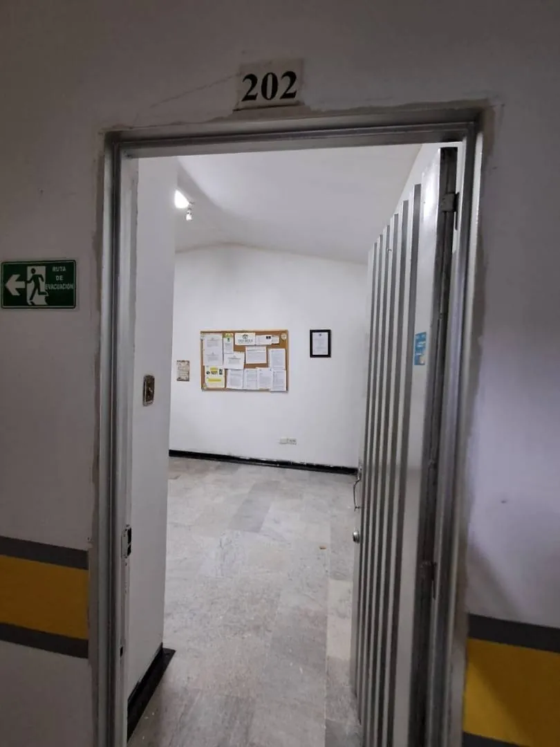 Local en Arriendo en Sector Galeria Central, Pereira, 25,0 m² — CREBI