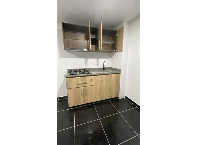Local en Venta en Popular Modelo, Pereira, 600,0 m² (foto 2) — CREBI