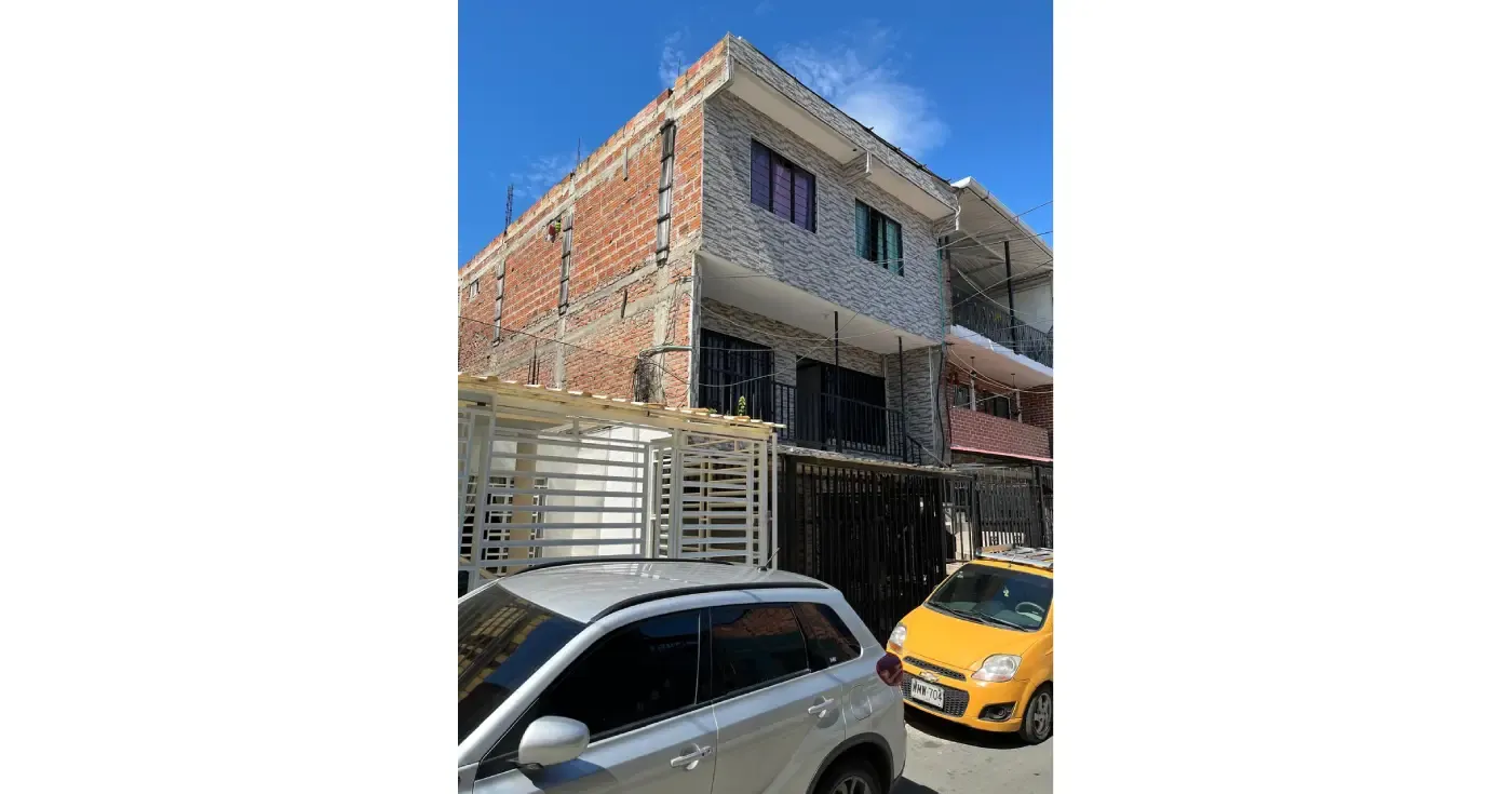 Multifamily en Venta en Alfonso Lopez P. 2a Etapa, Cali, 383,0 m² (foto 2) — CREBI