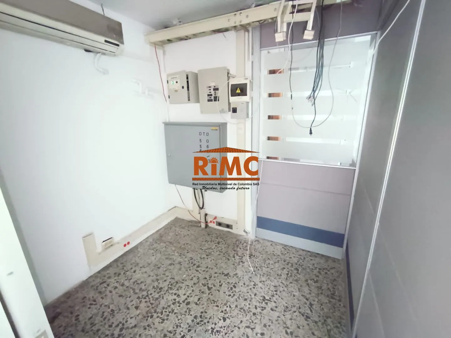 Local en Arriendo en Sector Plaza de Bolivar, Pereira, 1242,0 m² — CREBI