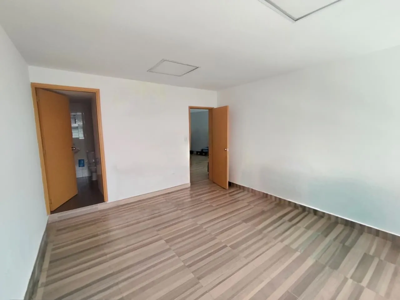 Oficina en Arriendo en San Jose Sur, Pereira, 15,0 m² (foto 2) — CREBI