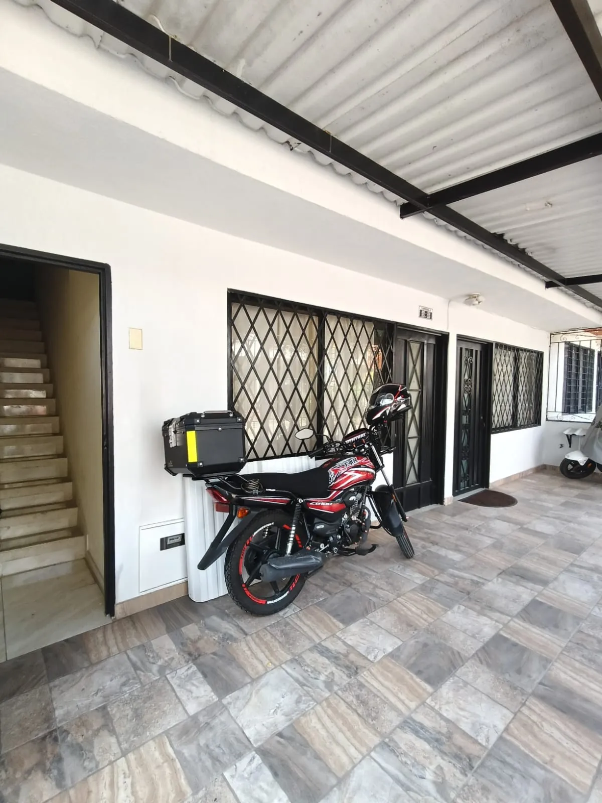 Multifamily en Venta en Alferez Real II, Jamundí, 373,0 m² (foto 2) — CREBI