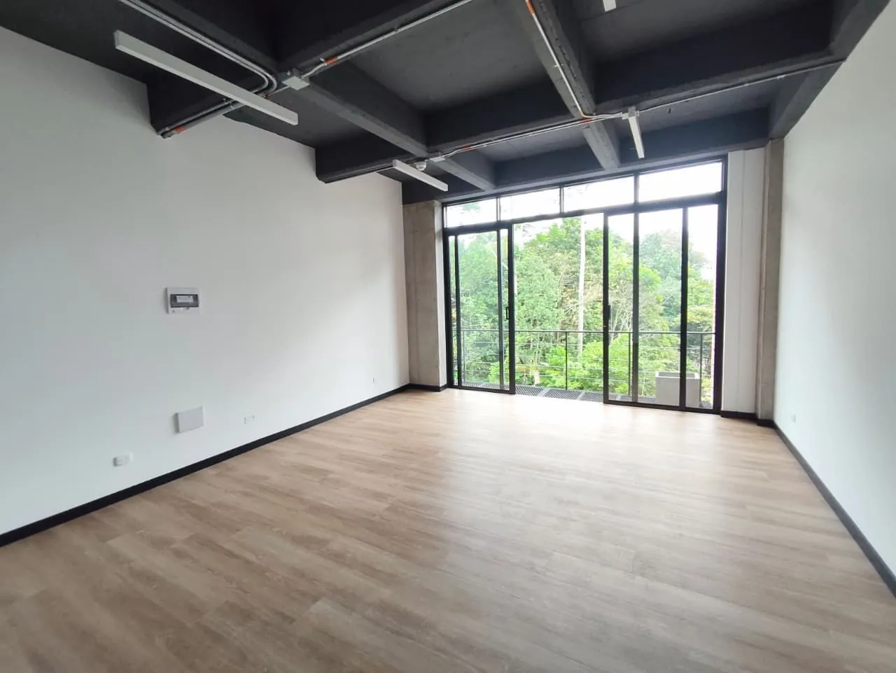 Oficina en Arriendo en Cerritos, Pereira, 35,0 m² (foto 2) — CREBI