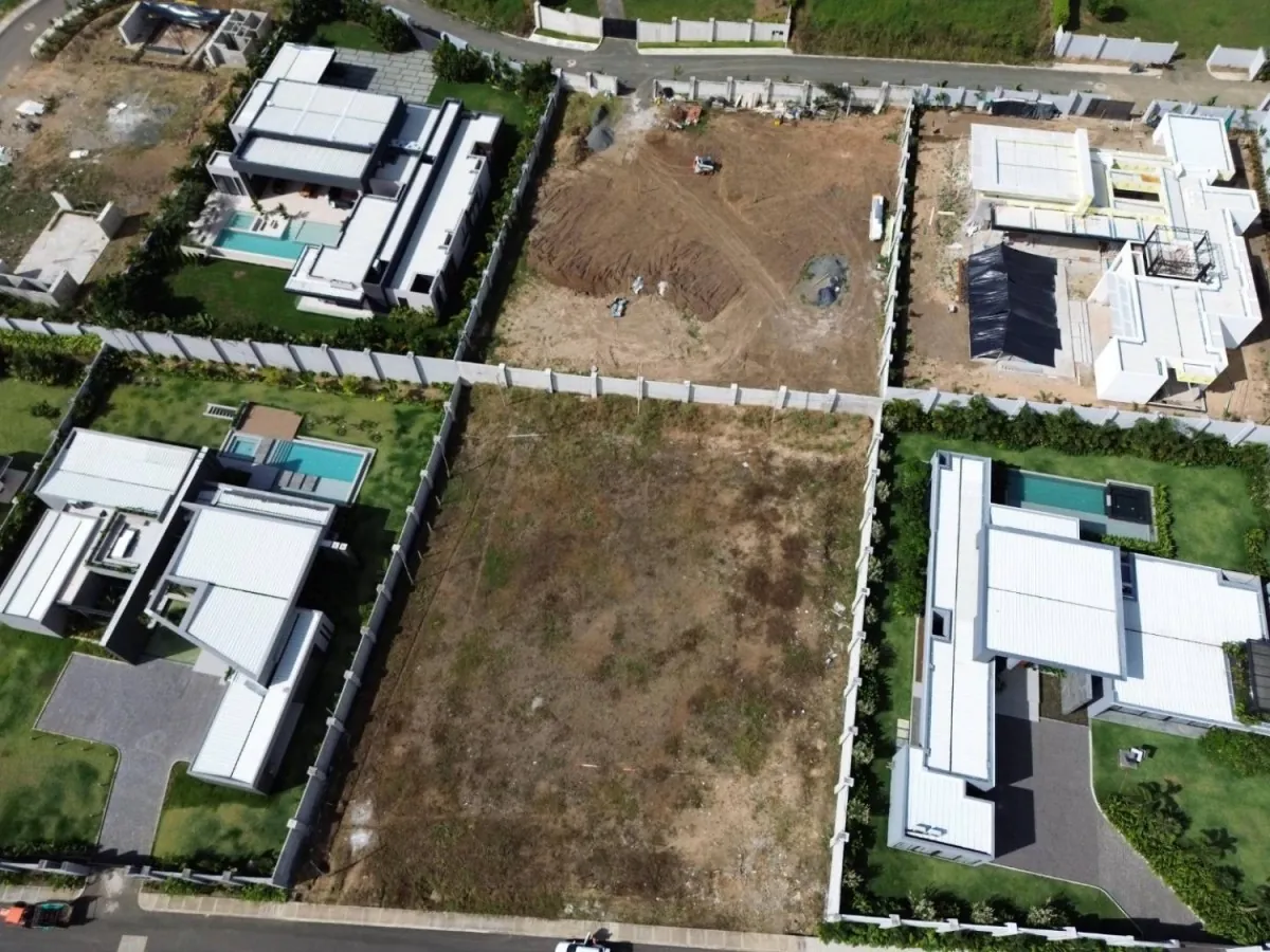 Lote en Venta en Cerritos, Pereira, 2435002,0 m² (foto 2) — CREBI