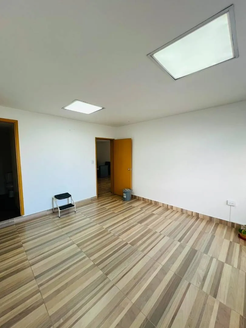 Oficina en Arriendo en San Jose Sur, Pereira, 30,0 m² (foto 2) — CREBI