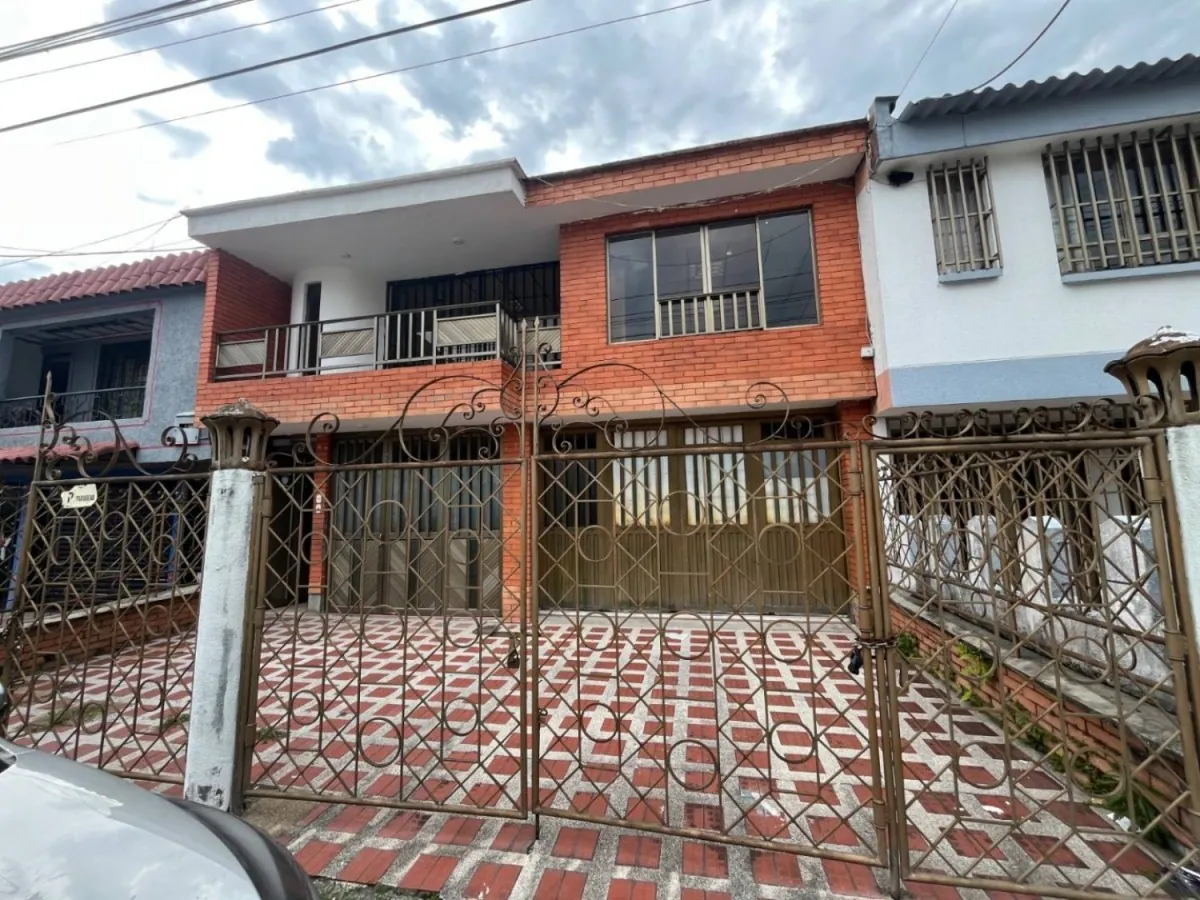 Local en Arriendo en Santa Monica, Dosquebradas, 321,0 m² (foto 2) — CREBI