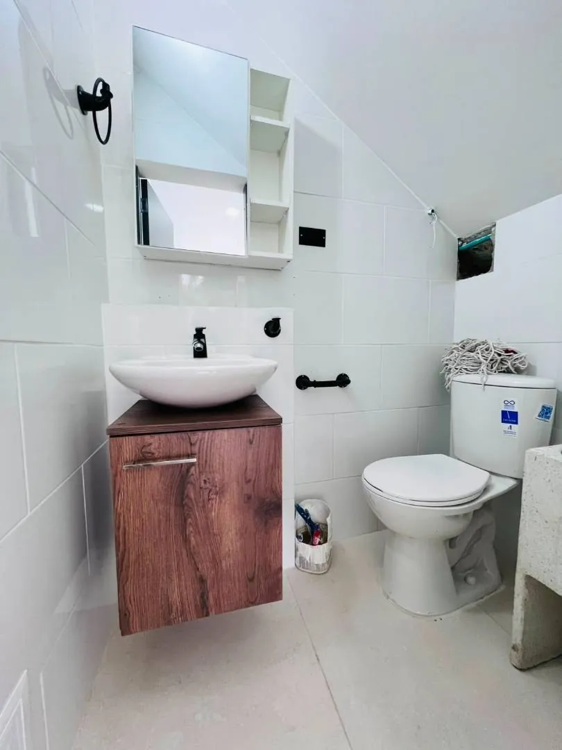 Local en Arriendo en Los Alpes, Pereira, 31,0 m² (foto 2) — CREBI