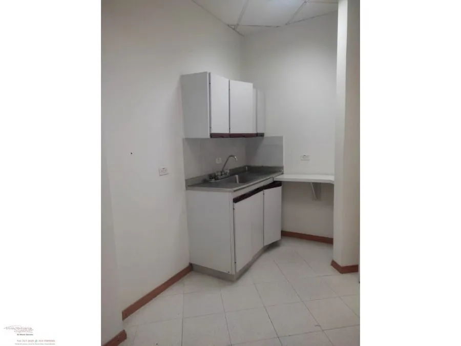 Oficina en Arriendo en Los Rosales, Pereira, 146,0 m² (foto 2) — CREBI