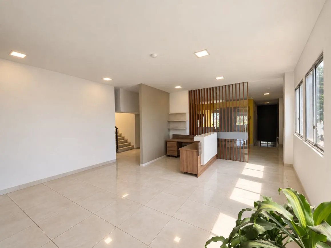 Local en Arriendo en Avenida 30 de Agosto, Pereira, 650,0 m² (foto 2) — CREBI