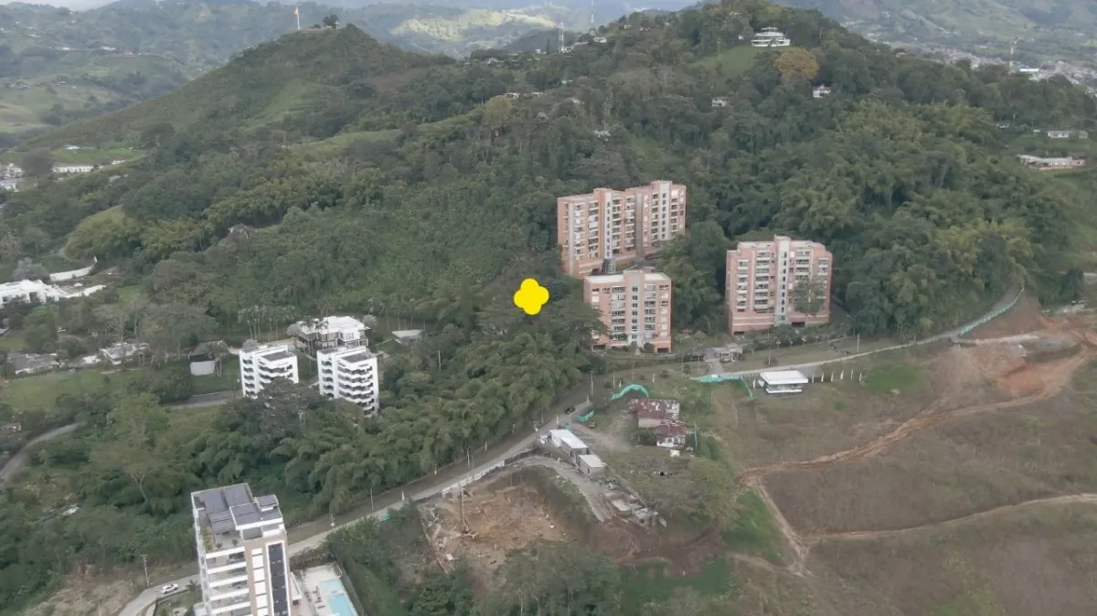 Lote en Venta en La Julita, Pereira, 3755,0 m² (foto 2) — CREBI