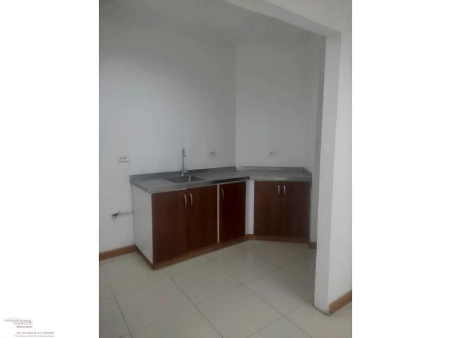 Oficina en Arriendo en Los Alpes, Pereira, 160,0 m² (foto 2) — CREBI