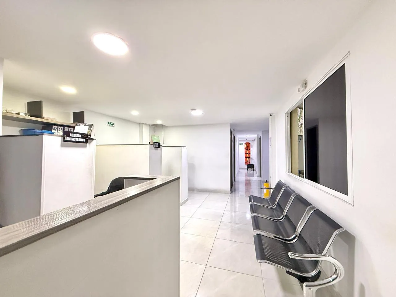 Local en Arriendo en Sector Plaza de Bolivar, Pereira, 600,0 m² (foto 2) — CREBI