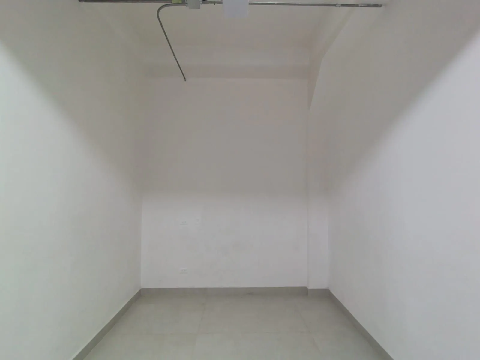 Local en Arriendo en Sector Galeria Central, Pereira, 10,0 m² (foto 2) — CREBI