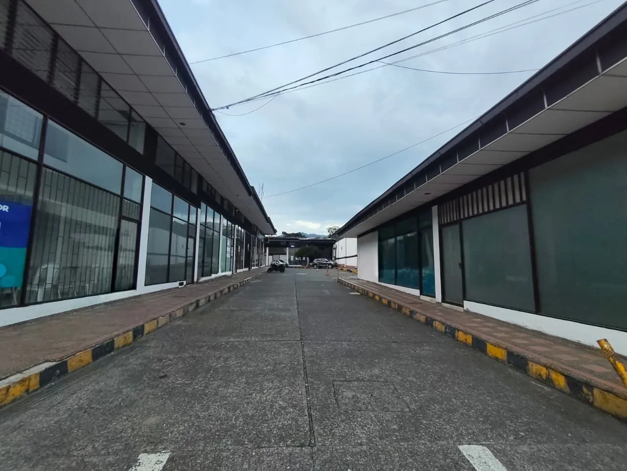 Local en Arriendo en Av Simon Bolivar, Dosquebradas, 200,0 m² (foto 2) — CREBI