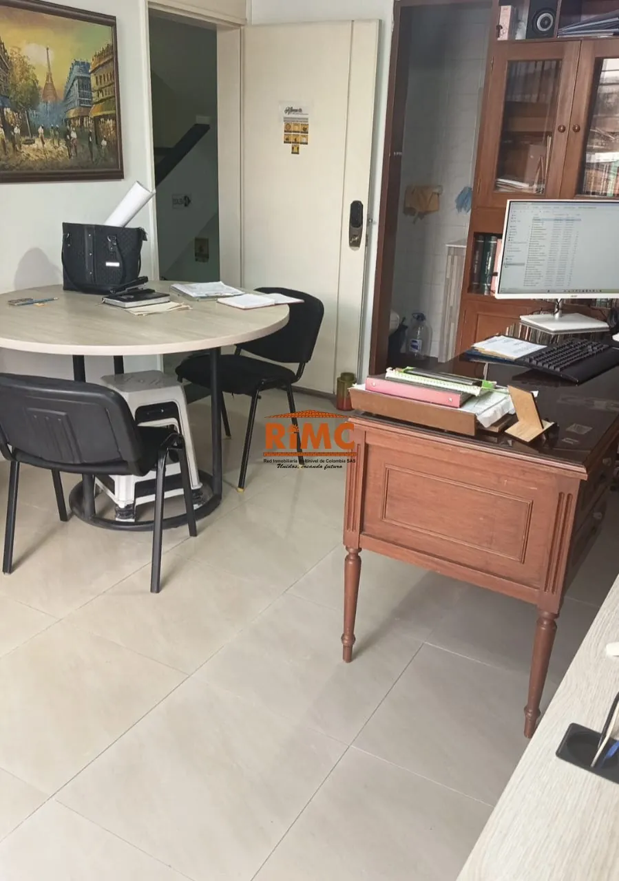 Oficina en Venta en Sector Plaza de Bolivar, Pereira, 212,0 m² (foto 3) — CREBI