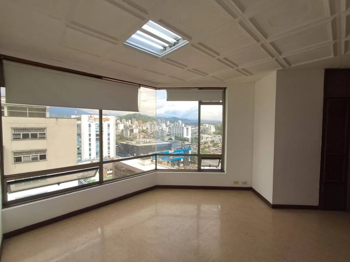 Oficina en Arriendo en Sector Plaza de Bolivar, Pereira, 37,0 m² (foto 3) — CREBI