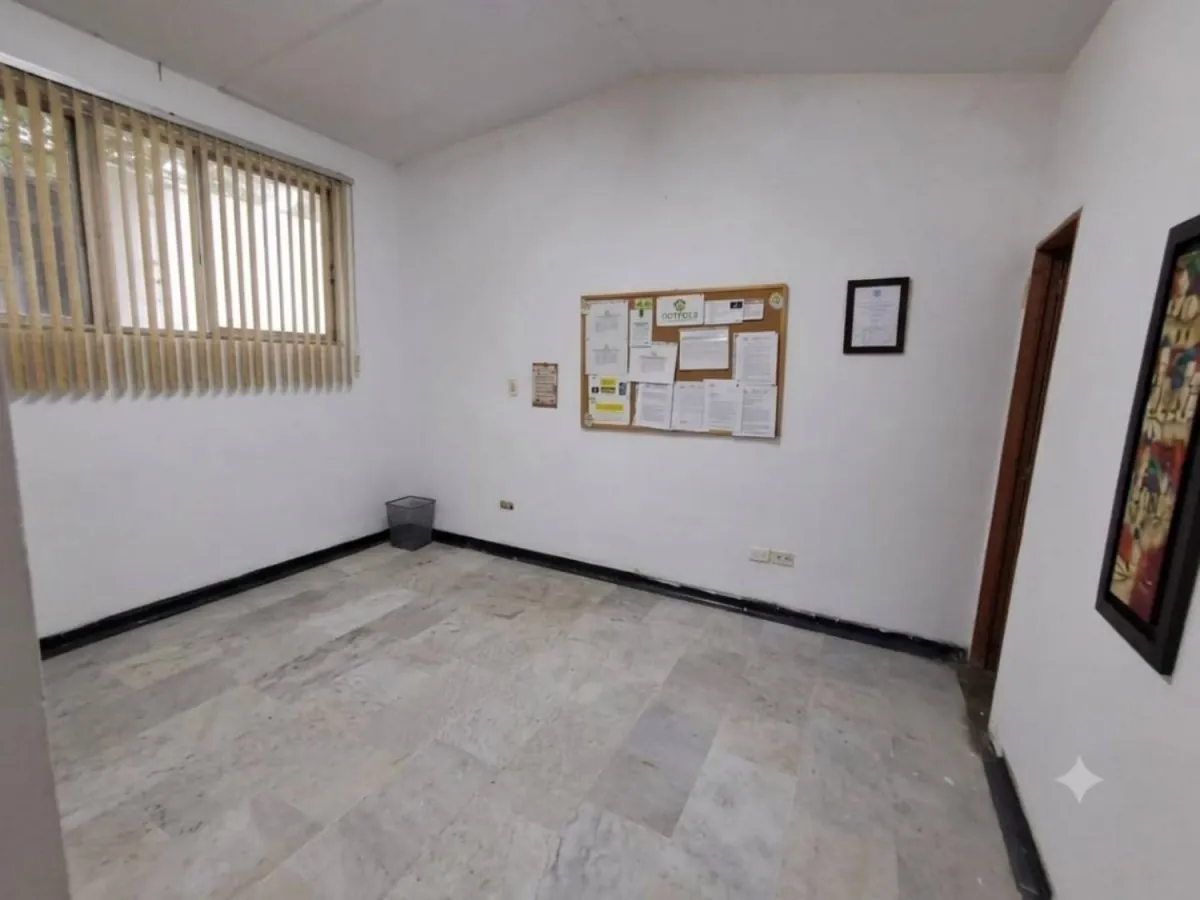 Local en Arriendo en Sector Galeria Central, Pereira, 25,0 m² (foto 4) — CREBI