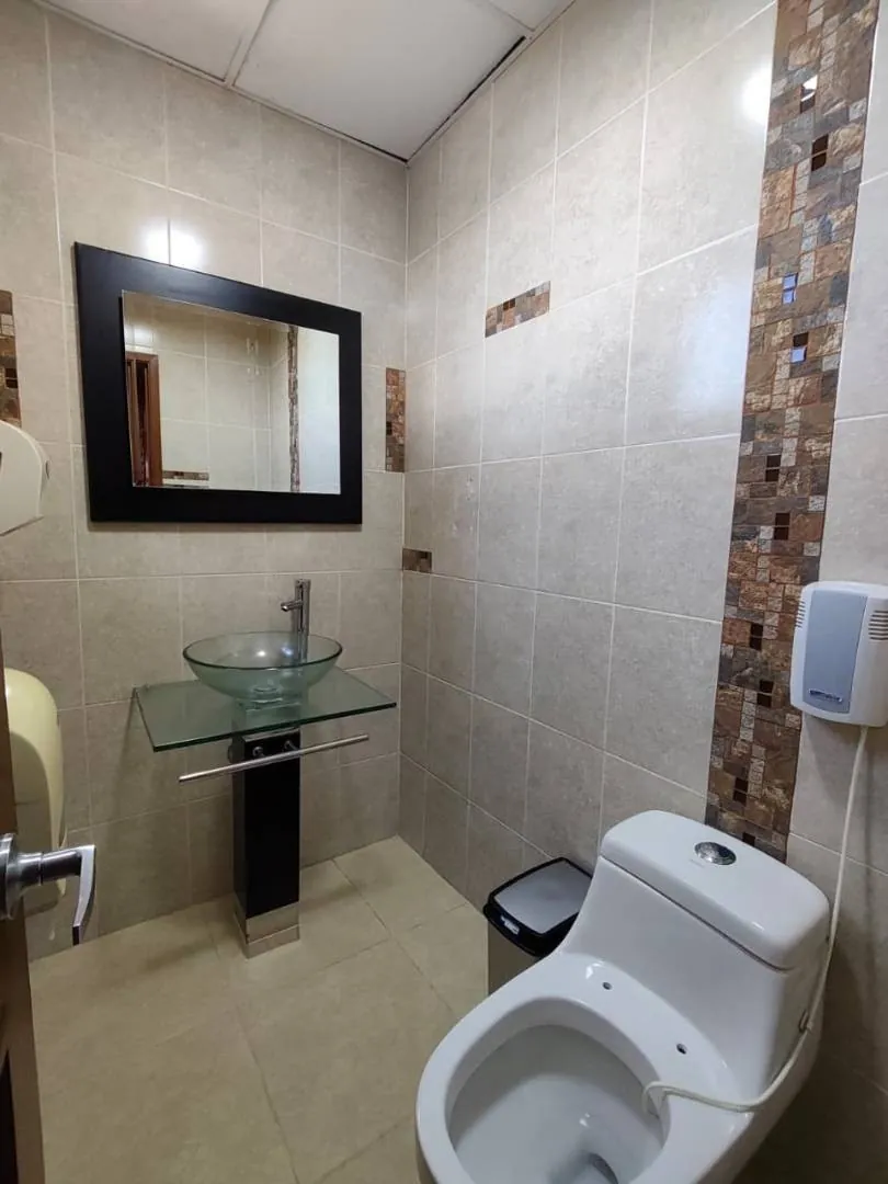 Oficina en Arriendo en Comuna Olímpica, Pereira, 218,0 m² (foto 4) — CREBI