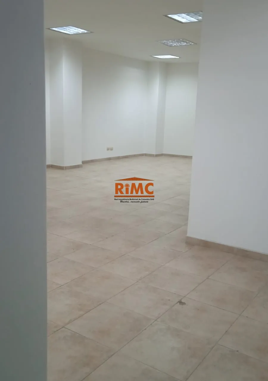Local en Arriendo en Sector Plaza de Bolivar, Pereira, 612,0 m² (foto 3) — CREBI