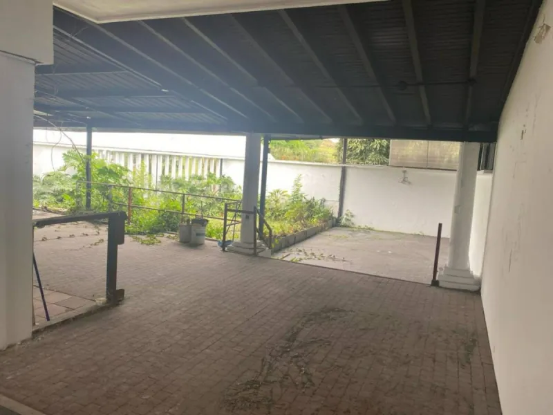 Local en Arriendo en Cambulos, Pereira, 500,0 m² (foto 3) — CREBI
