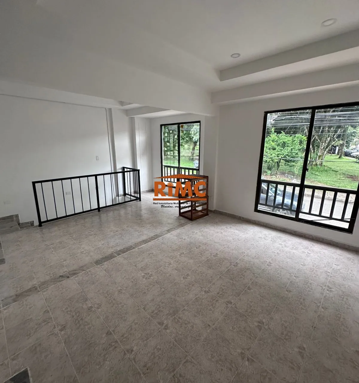 Local en Arriendo en La Villa, Pereira, 27,0 m² — CREBI